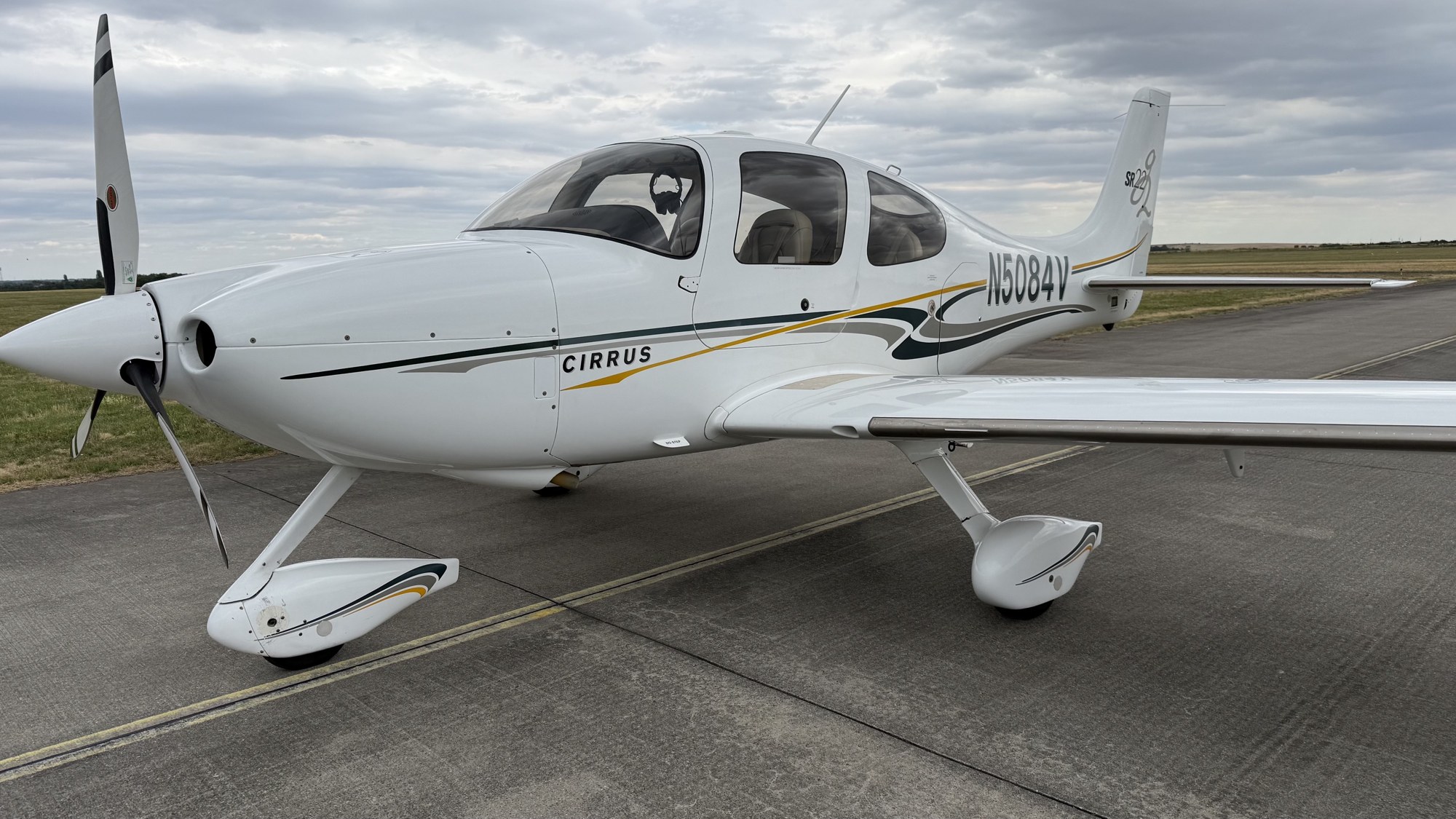 Cirrus SR22 G2 N5084V – Foto 1